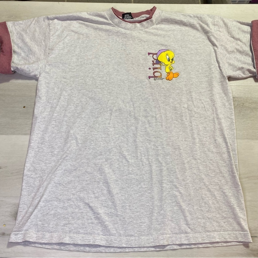 Vintage 90's Tweety Bird Short Sleeve T-Shirt